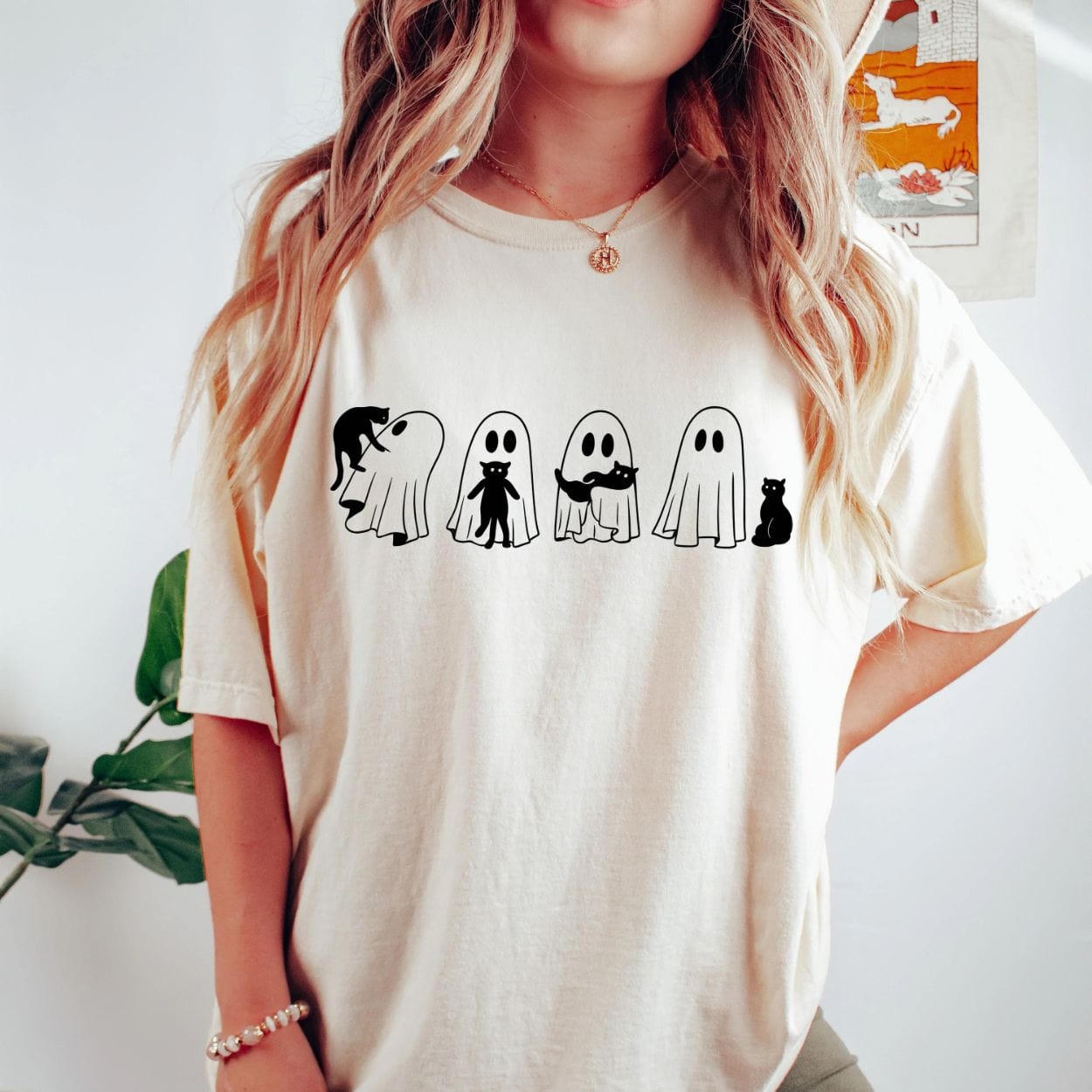 T-Shirt Black Cat & Ghost Funny Halloween Shirt