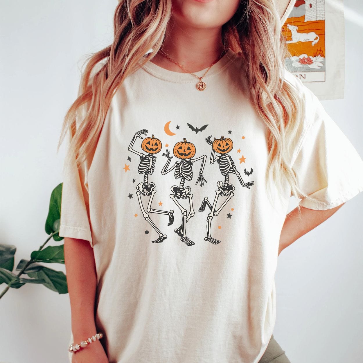 T-Shirt Dancing Skeleton Pumpkin Retro Halloween Shirt