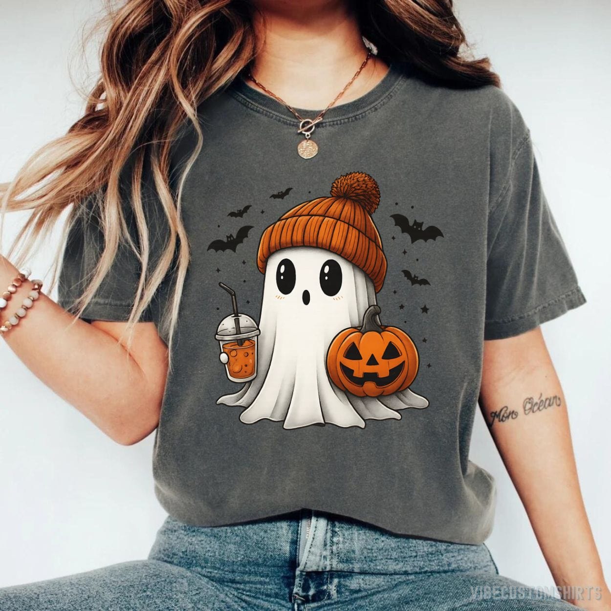 T-Shirt Dark Heather / S Cute Ghost Halloween Spooky Season Shirt