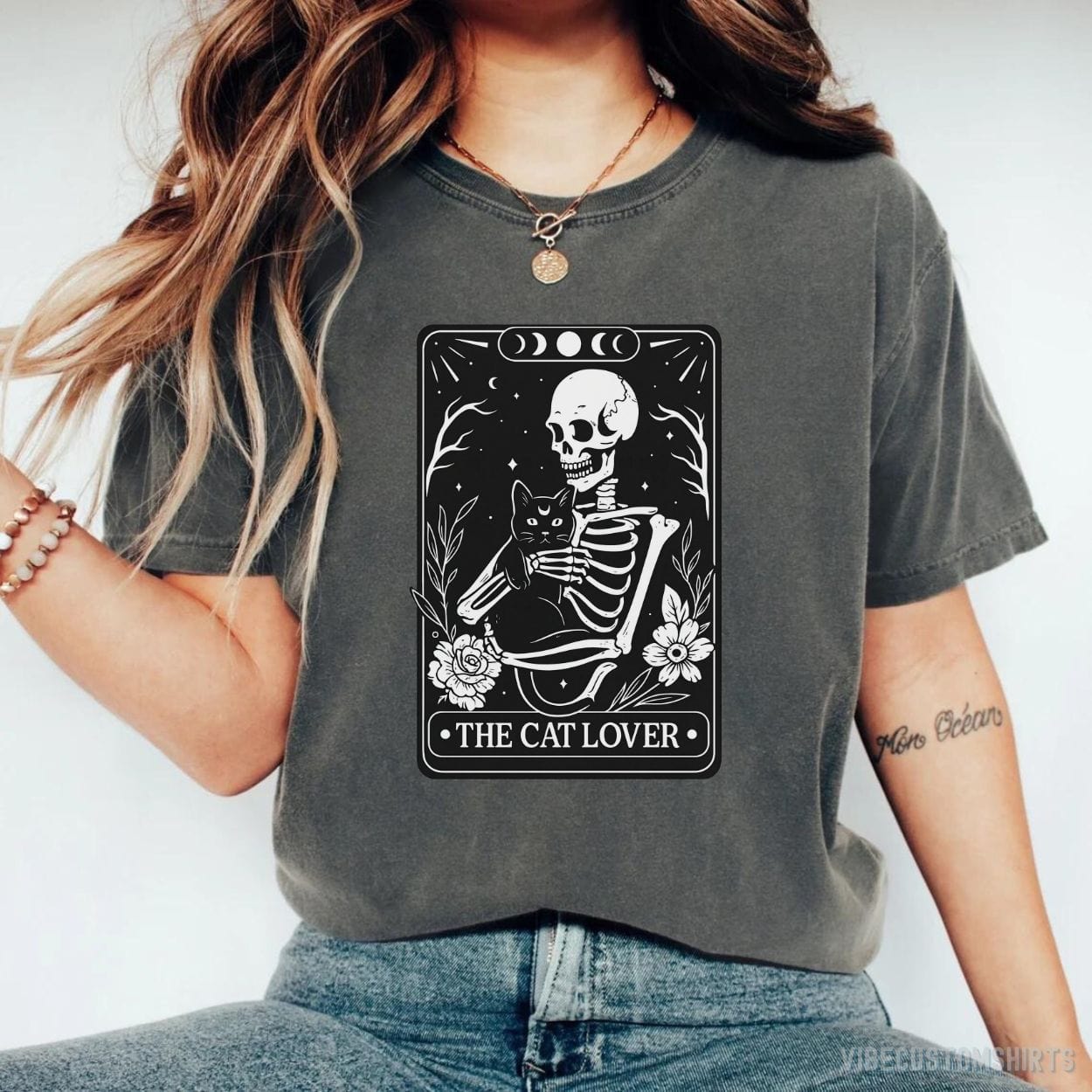 T-Shirt Dark Heather / S Skeleton Cat Lover Tarot Card Shirt