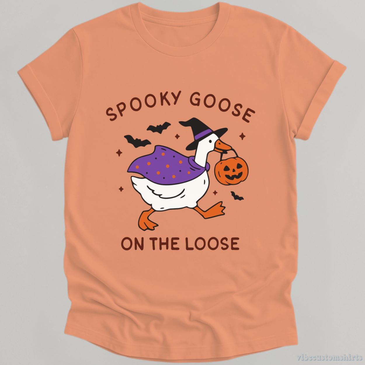 T-Shirt Heather Orange / S Spooky Goose on the Loose Shirt