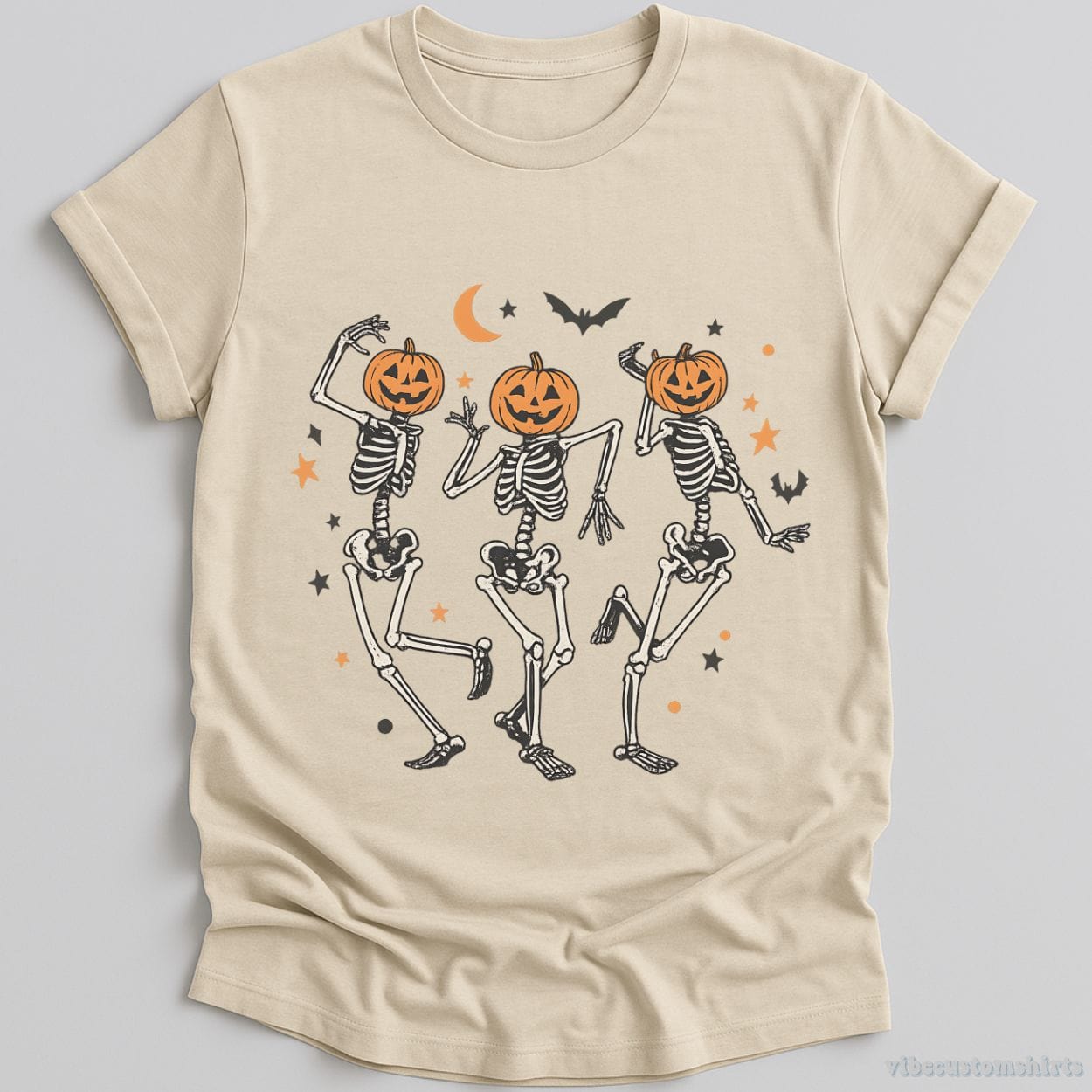 T-Shirt Natural / S Dancing Skeleton Pumpkin Retro Halloween Shirt