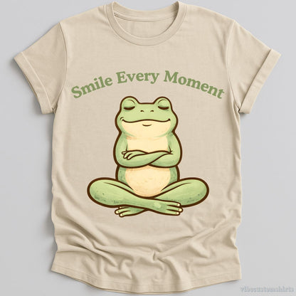 T-Shirt Natural / S Smile Every Moment Cute Frog Shirt