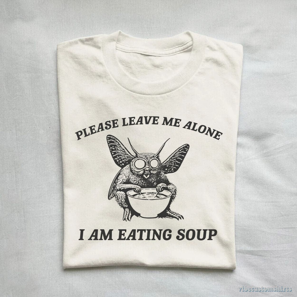 T-Shirt Retro Mothman I Am Eating Soup Cryptid Vintage Shirt